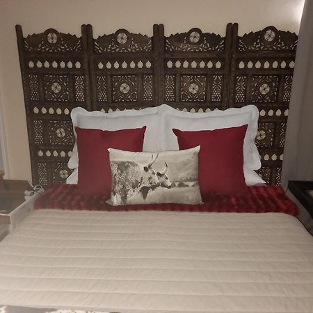 Mitat Guesthouse Beaufort West Bagian luar foto