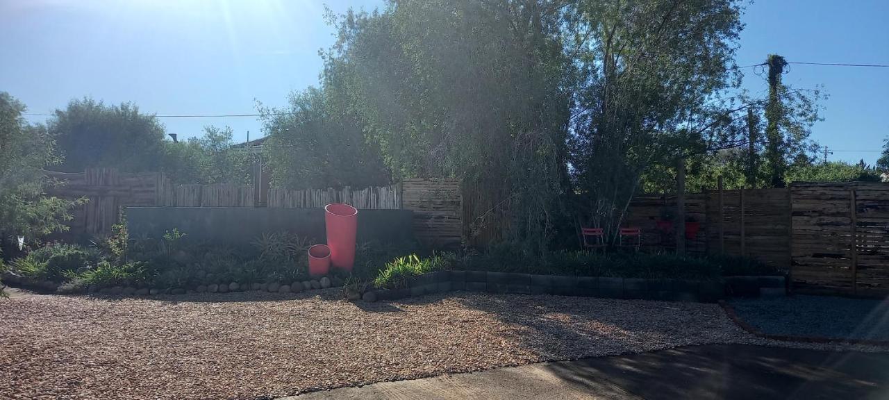 Mitat Guesthouse Beaufort West Bagian luar foto