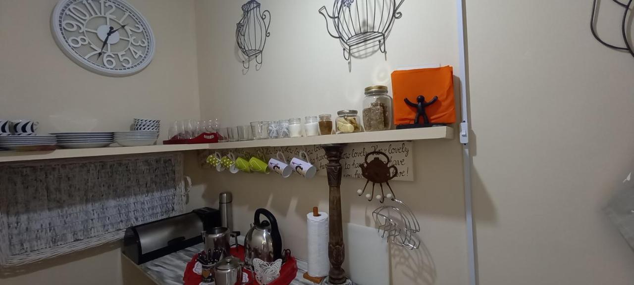 Mitat Guesthouse Beaufort West Bagian luar foto
