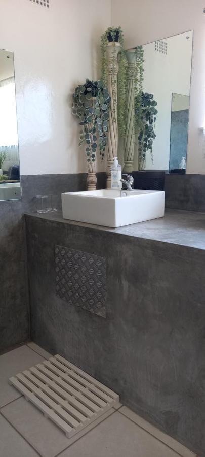 Mitat Guesthouse Beaufort West Bagian luar foto