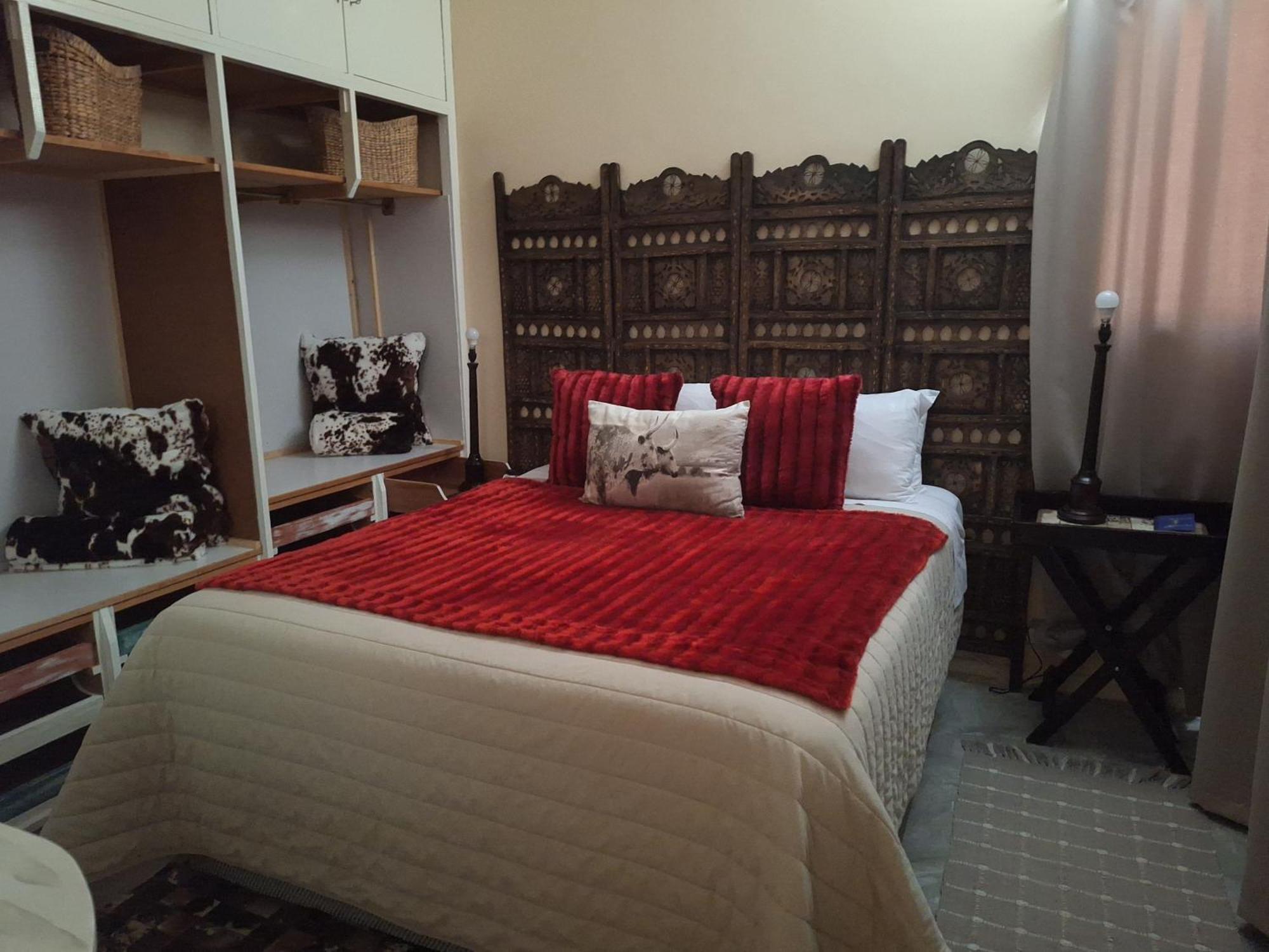 Mitat Guesthouse Beaufort West Bagian luar foto